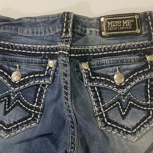 Miss Me Jeans Boot Cut